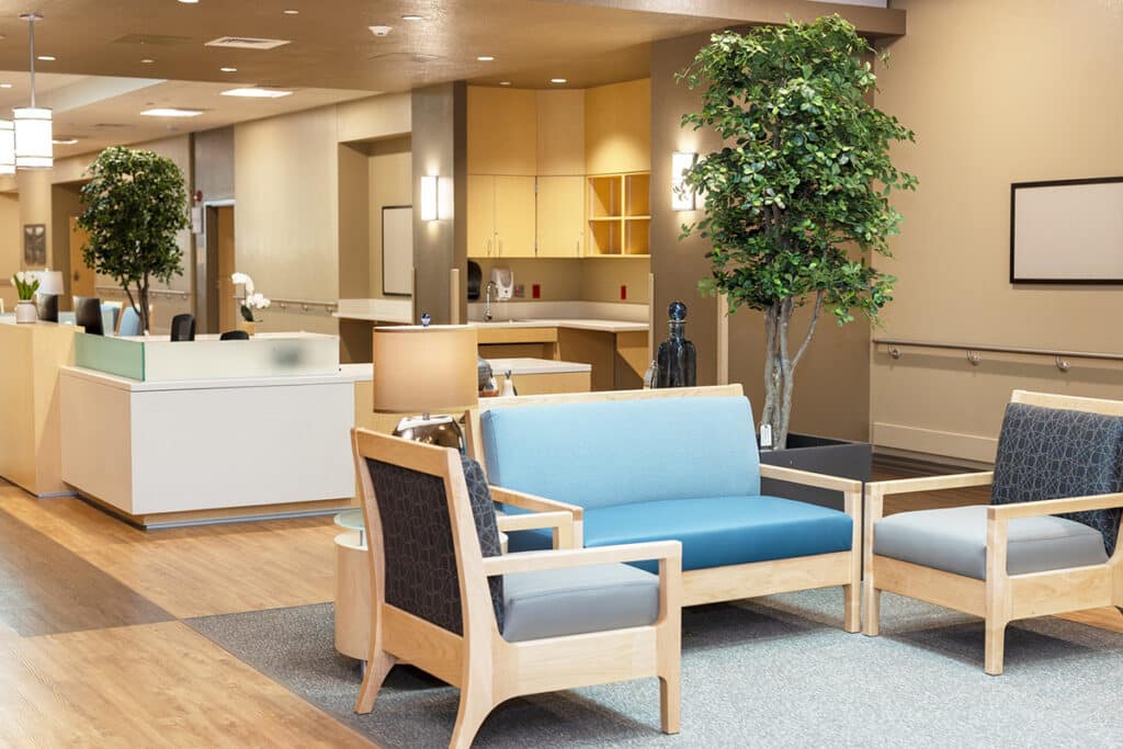 Central lobby and sitting room